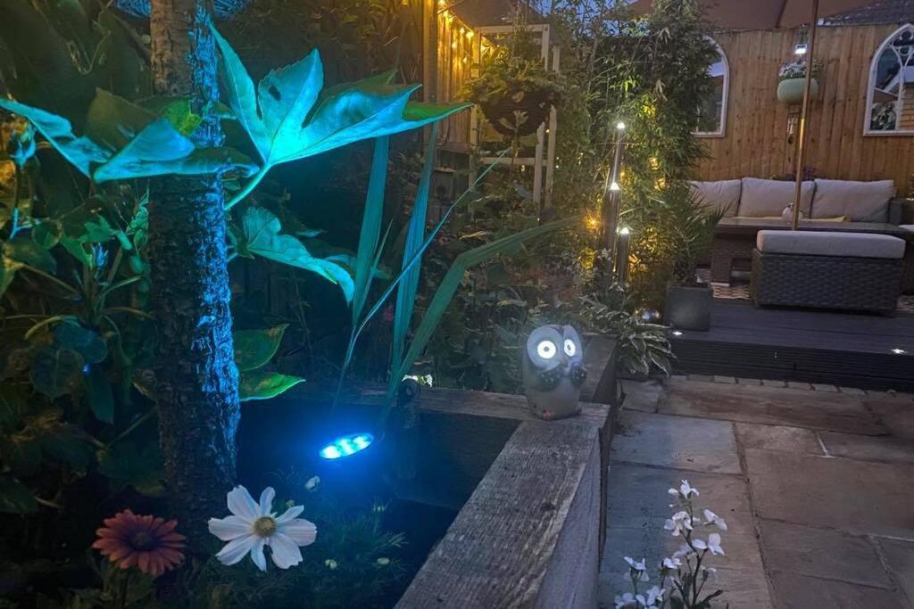 ボーンマスSecret Gem 1 Bed Garden Flat Private Luxury Hot Tubアパートメント エクステリア 写真