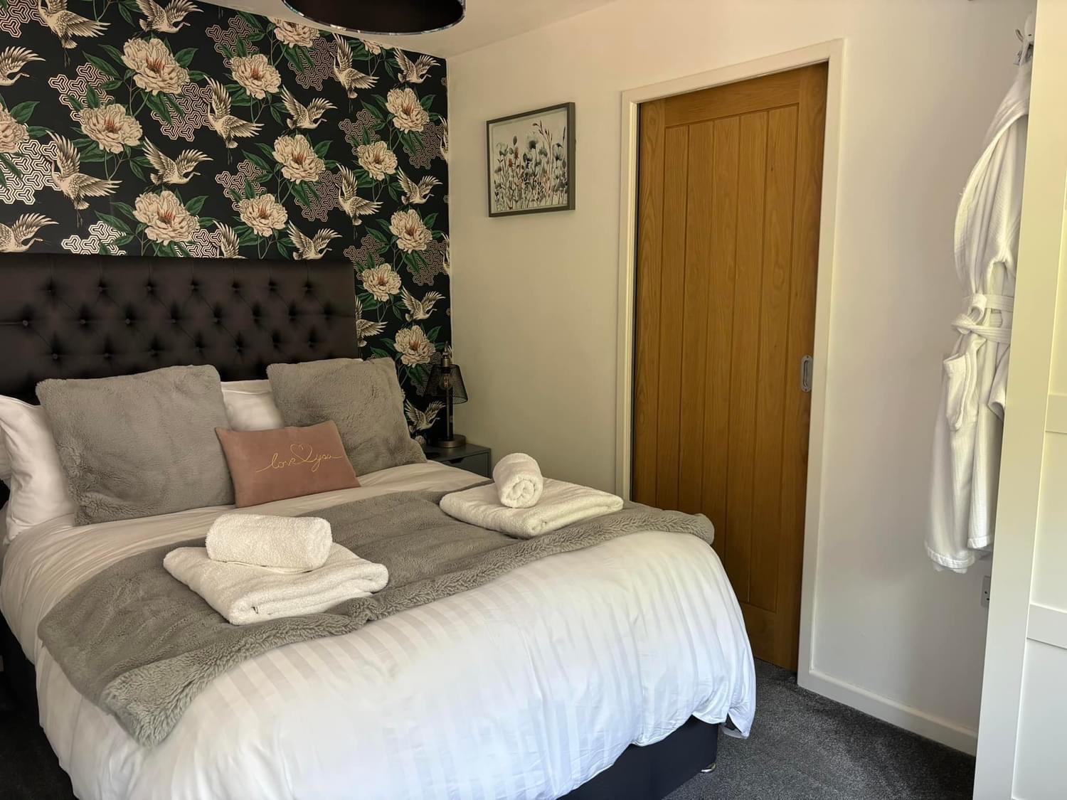 ボーンマスSecret Gem 1 Bed Garden Flat Private Luxury Hot Tubアパートメント エクステリア 写真